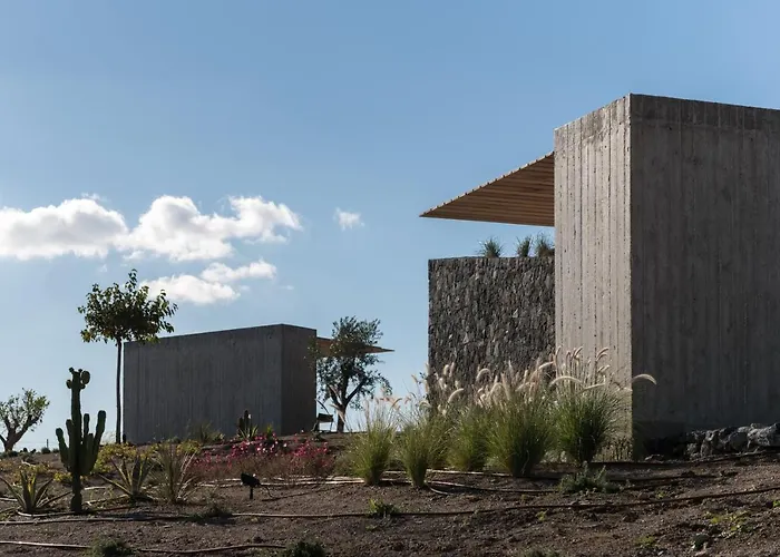 Villa Aesthesis Boutique Trace Fira (Santorini)